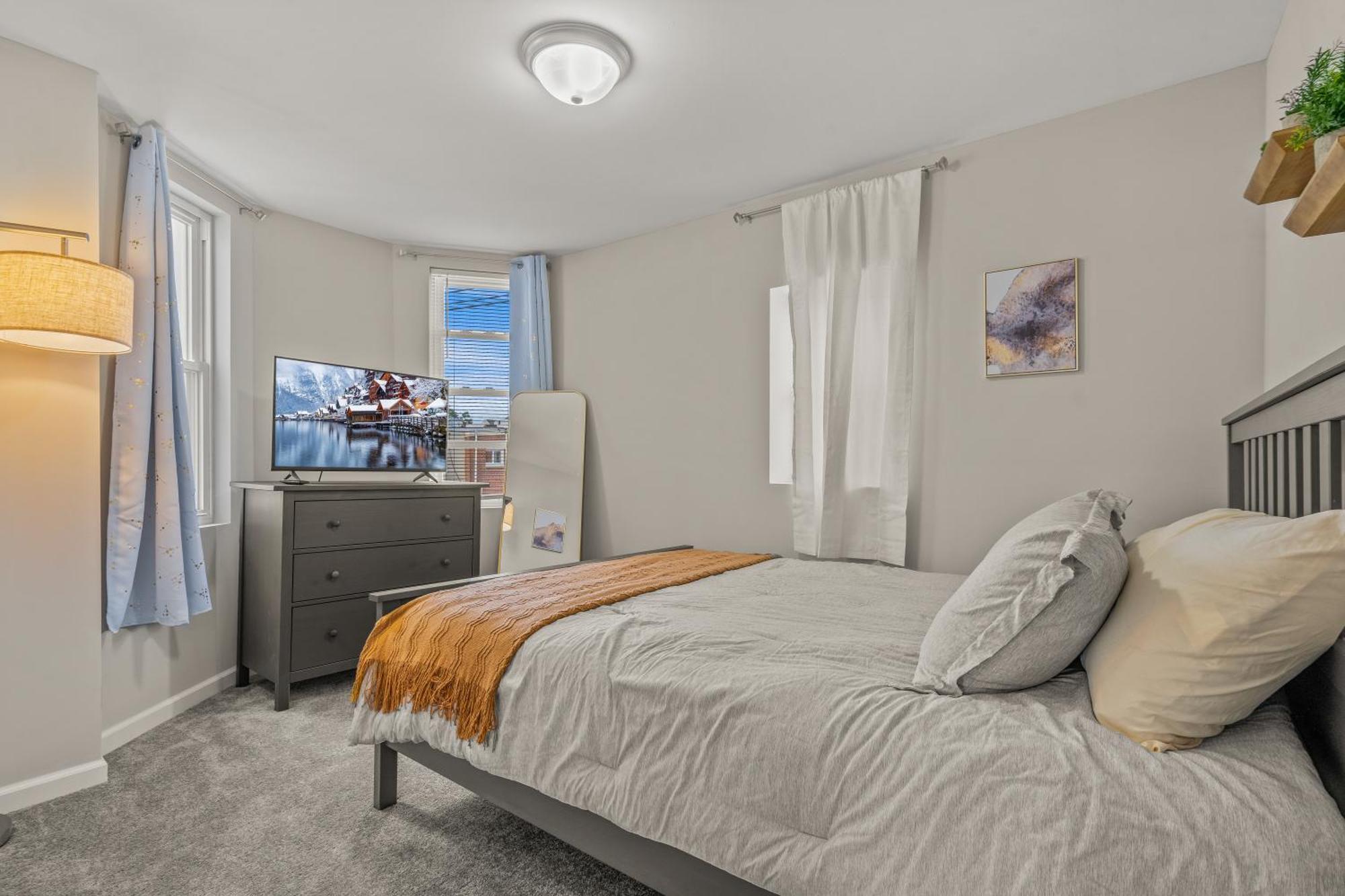 Uptown Gem! A Family Home Free Early Check-In! ฟิลาเดลเฟีย ภายนอก รูปภาพ
